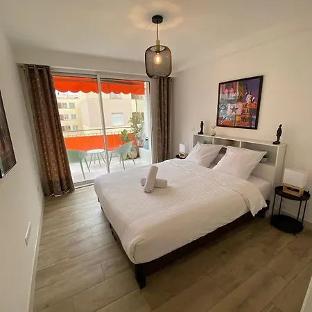 Magnifique T3, Spacieux, Lumineux Et Traversant Apartment